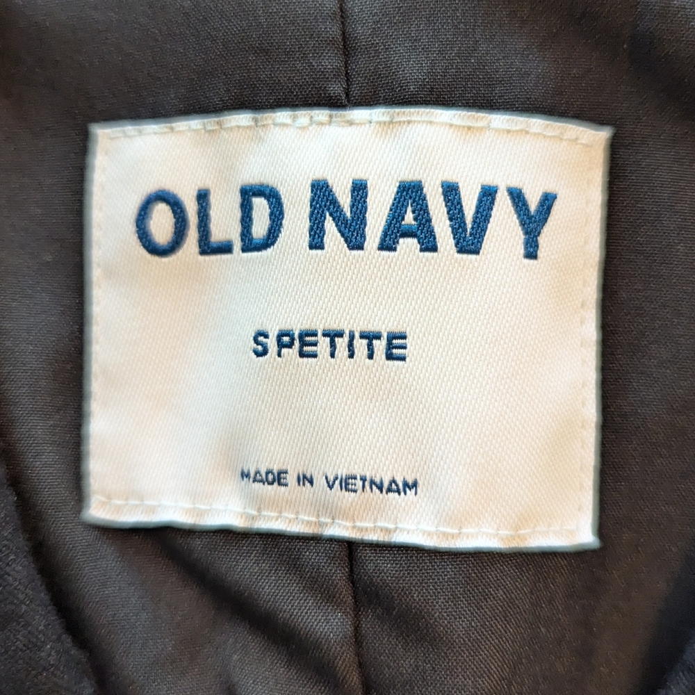 Old Navy Pixie Blazer in Black, Petite Small - Picture 8 of 9